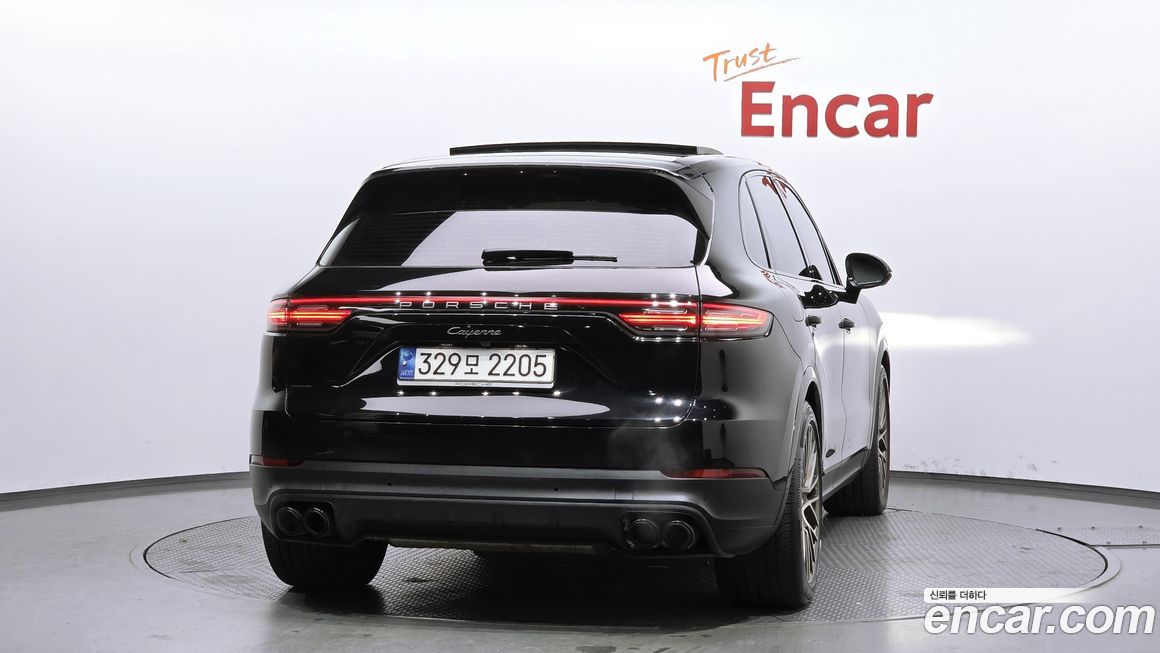 Porsche Cayenne 3.0 PLATINUM EDITION, 2023