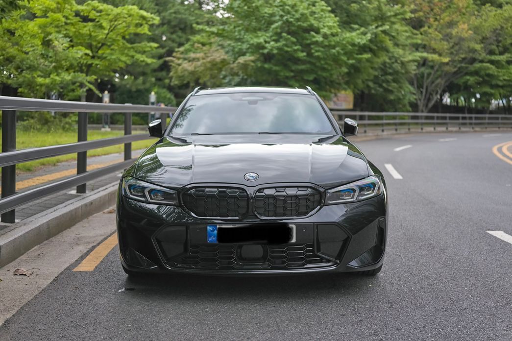BMW 3-Series M340i xDrive Touring, 2024