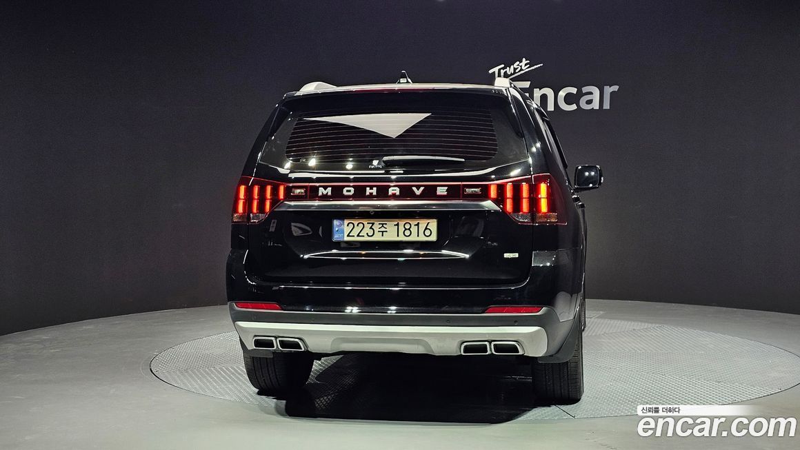 Kia Mohave Diesel 3.0 4WD 7-Seater, 2024