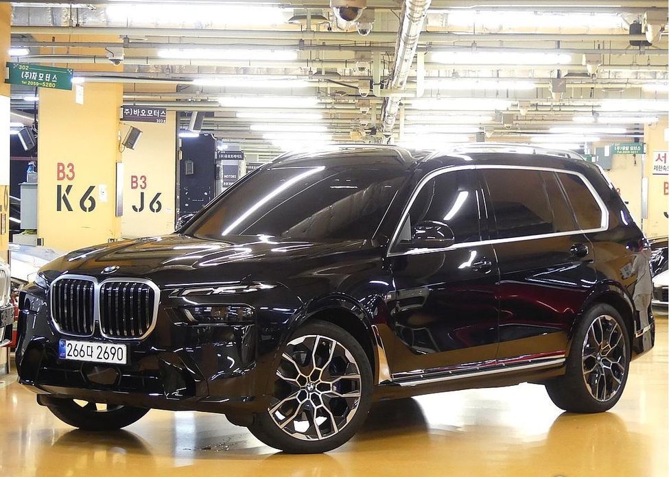 BMW X7 xDrive 40i M Sport 6STR, 2025