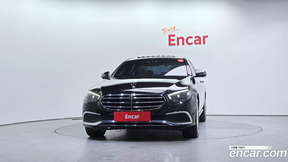 Mercedes-Benz E-Class E220d 4MATIC Exclusive, 2022