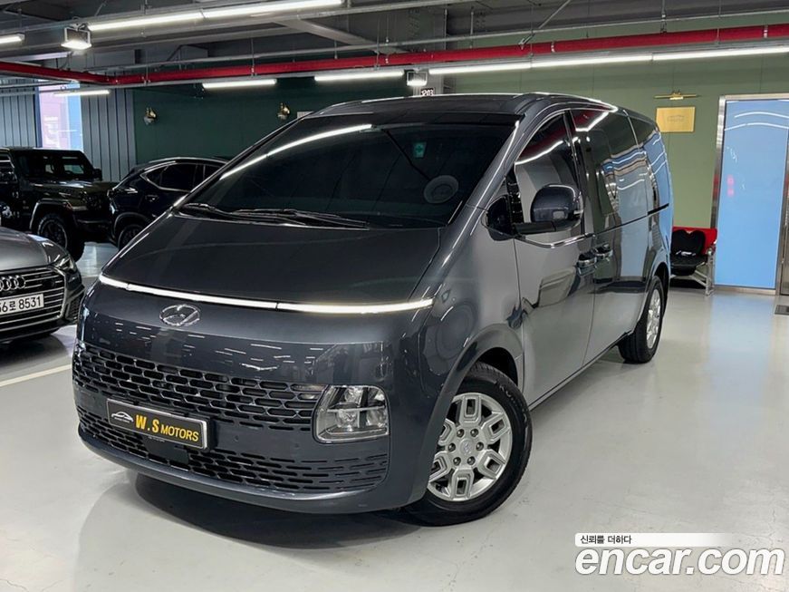 Hyundai Staria Cargo 5-Seater, 2024