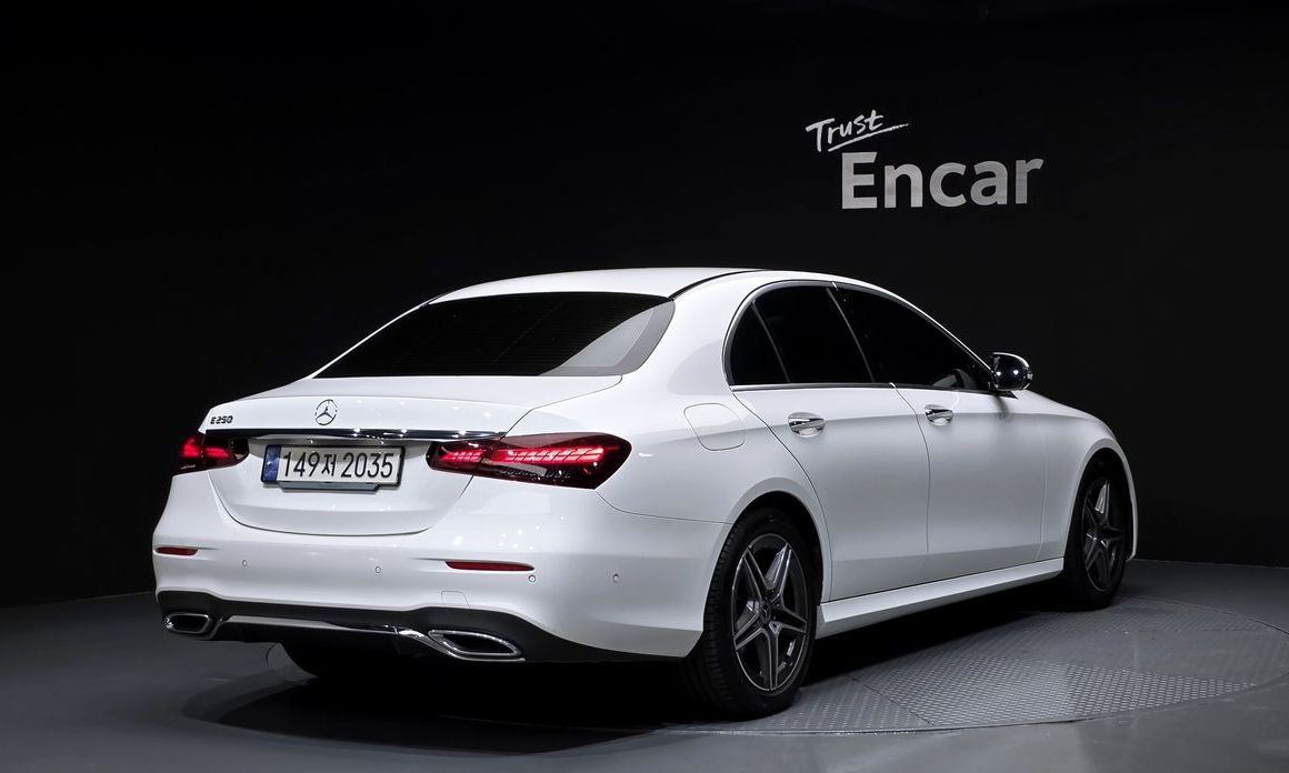 Mercedes-Benz E-Class E250 AMG Line, 2023
