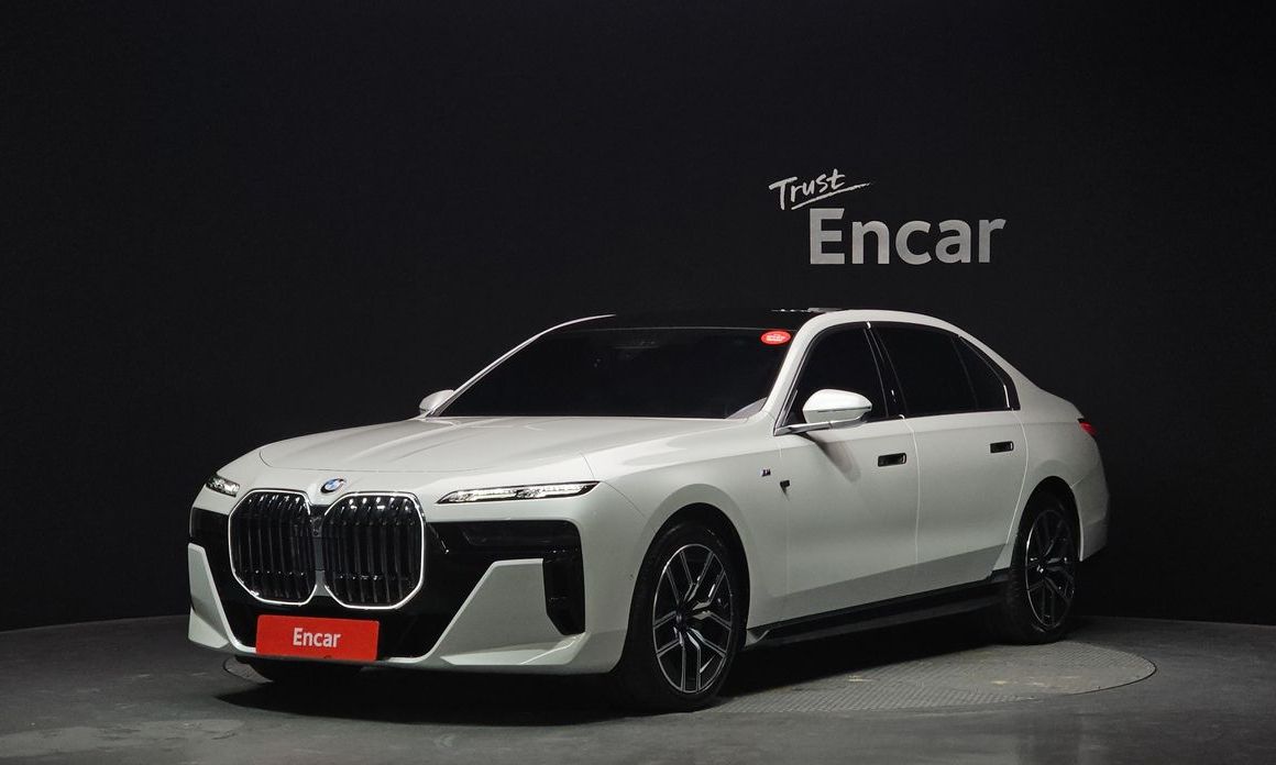 BMW 7-Series 740d xDrive M Sport, 2025
