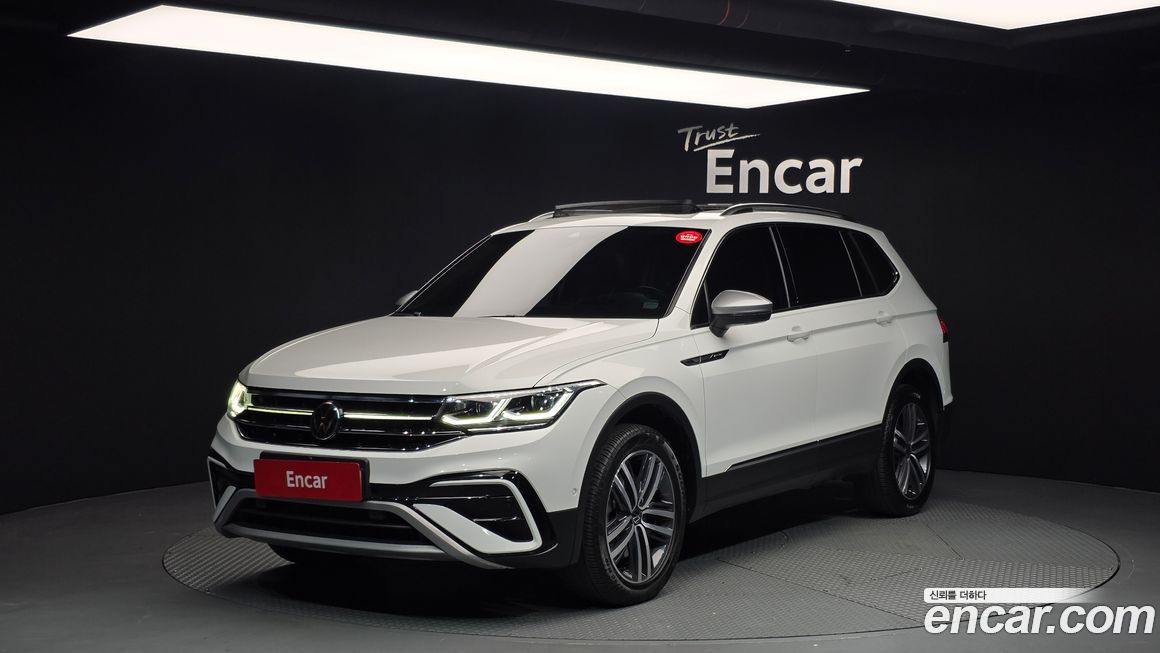 Volkswagen Tiguan 2.0 TSI Prestige, 2023