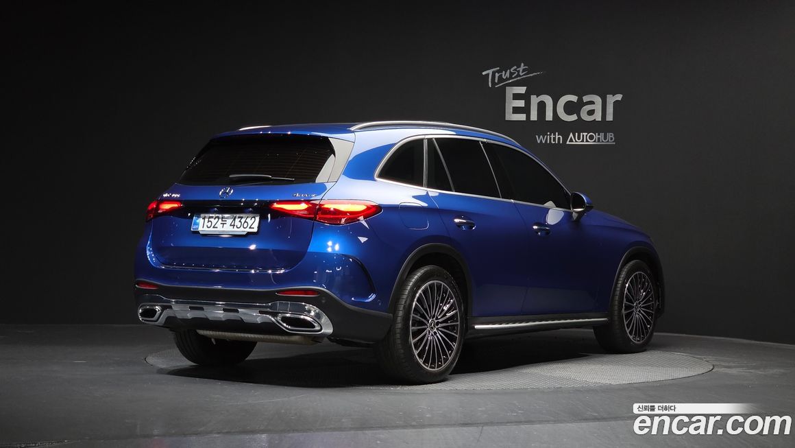 Mercedes-Benz GLC-Class GLC300 4MATIC AMG Line, 2025