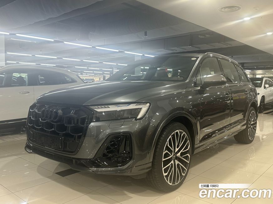 Audi SQ7 4.0 TFSI Quattro, 2026
