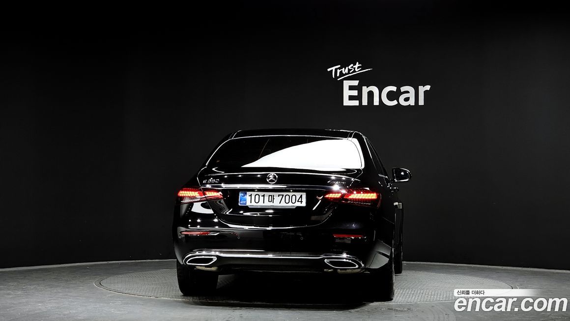 Mercedes-Benz E-Class E350 4MATIC Exclusive, 2023