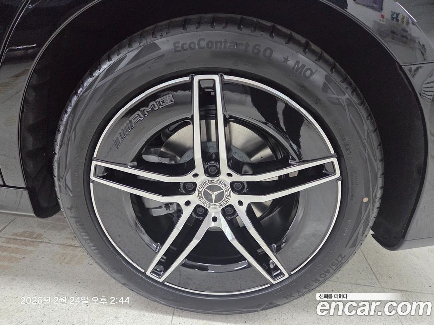 Mercedes-Benz E-Class E200 AMG Line, 2026