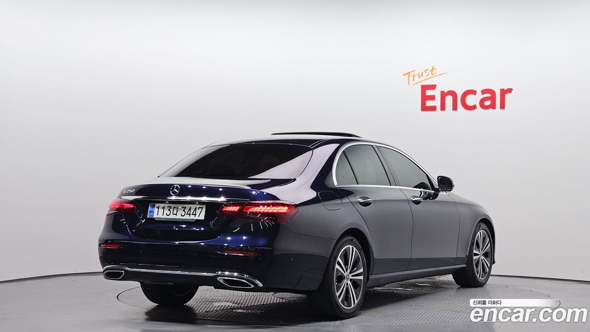 Mercedes-Benz E-Class E250 Avantgarde, 2022