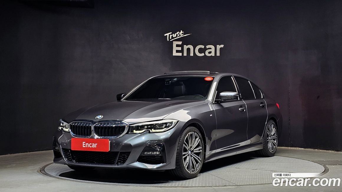 BMW 3-Series 320i M Sport, 2022