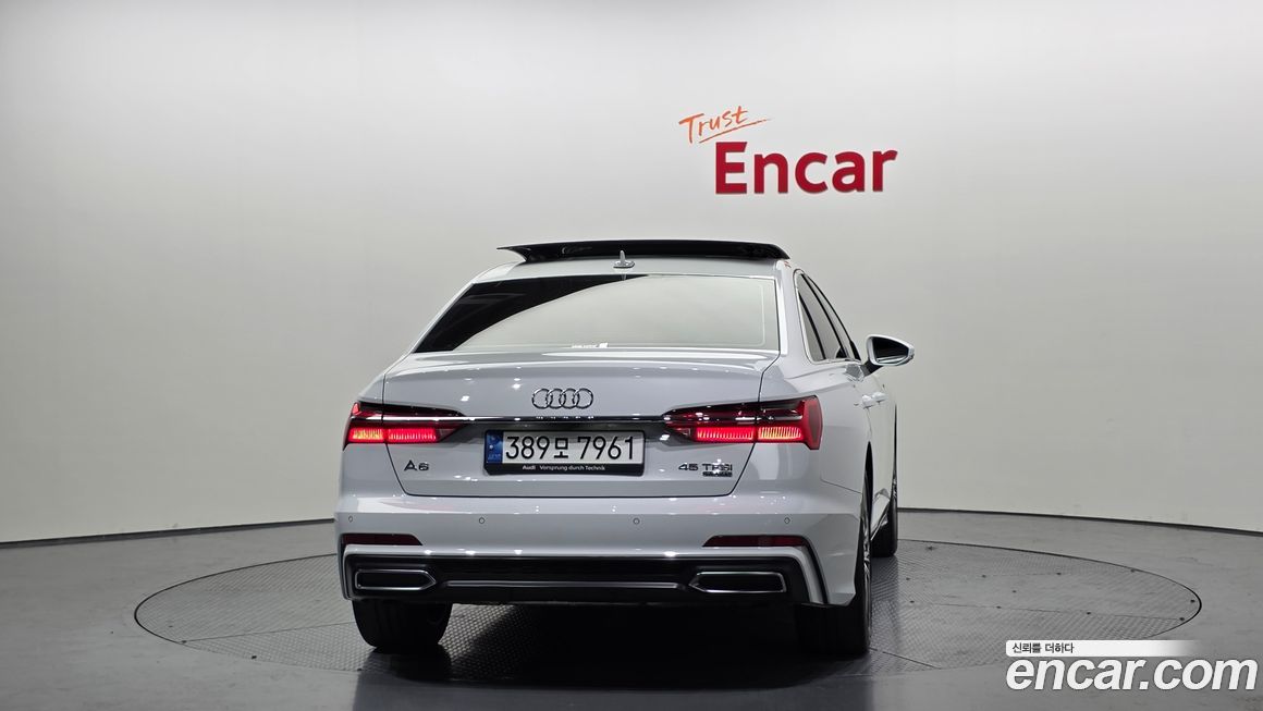 Audi A6 45 TFSI Quattro Premium, 2023