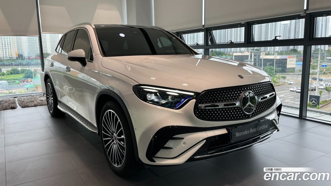 Mercedes-Benz GLC-Class GLC300 4MATIC AMG Line, 2024