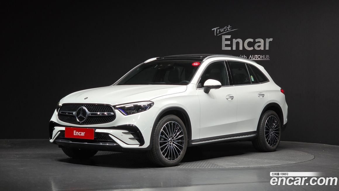 Mercedes-Benz GLC-Class GLC300 4MATIC AMG Line, 2025