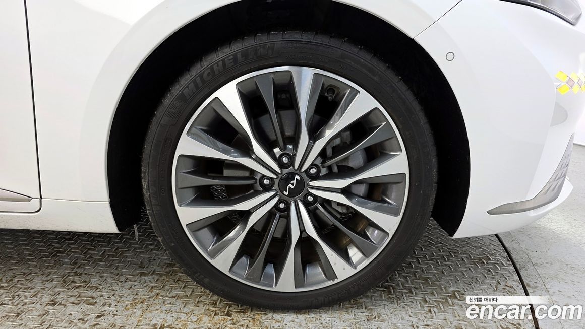 Kia K8 2.5 Gasoline 2WD, 2024