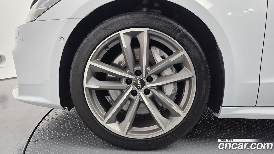 Audi A7 55 TFSI Quattro Premium, 2021
