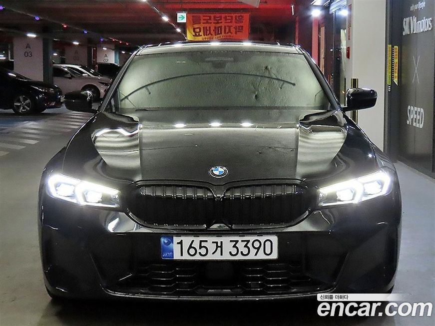 BMW 3-Series 320i M Sport, 2023