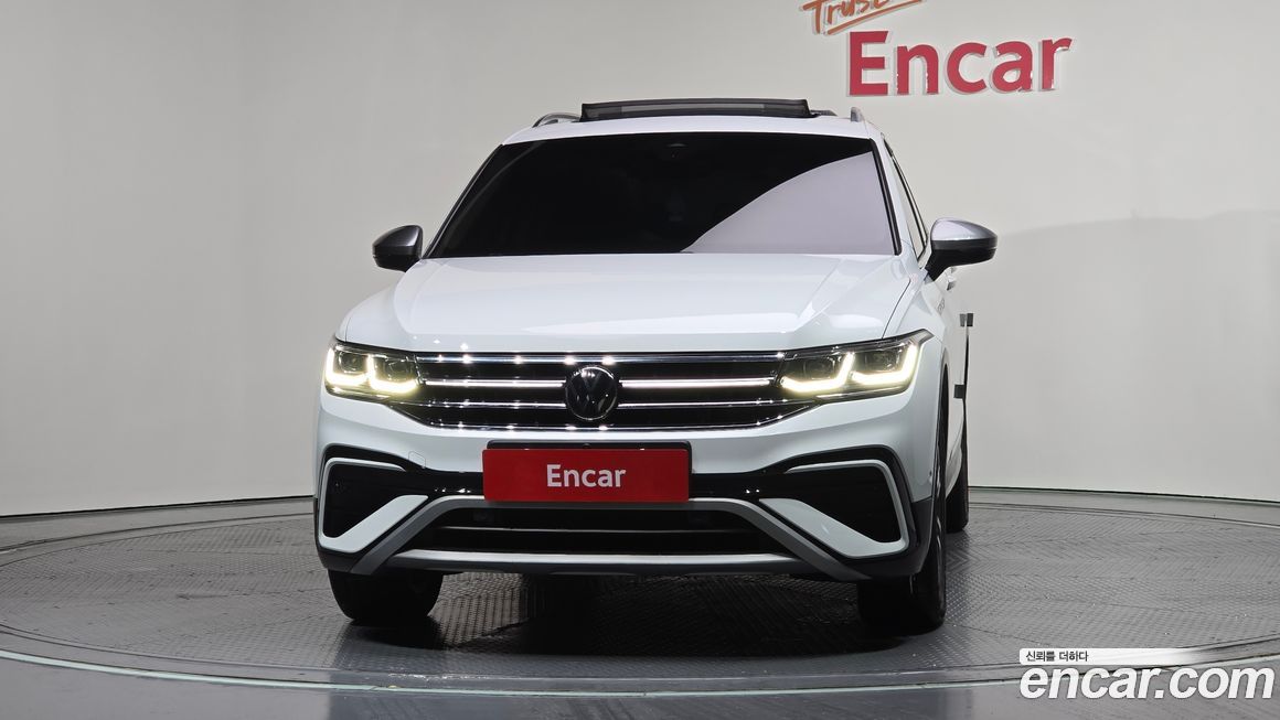 Volkswagen Tiguan 2.0 TSI Prestige, 2023