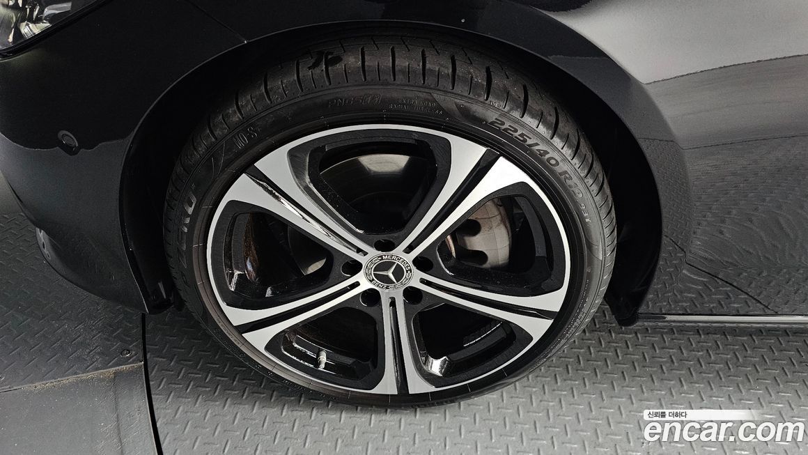 Mercedes-Benz C-Class C300 4MATIC Avantgarde, 2023