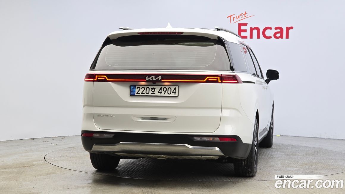 Kia Carnival 7-Seater Noblesse, 2023