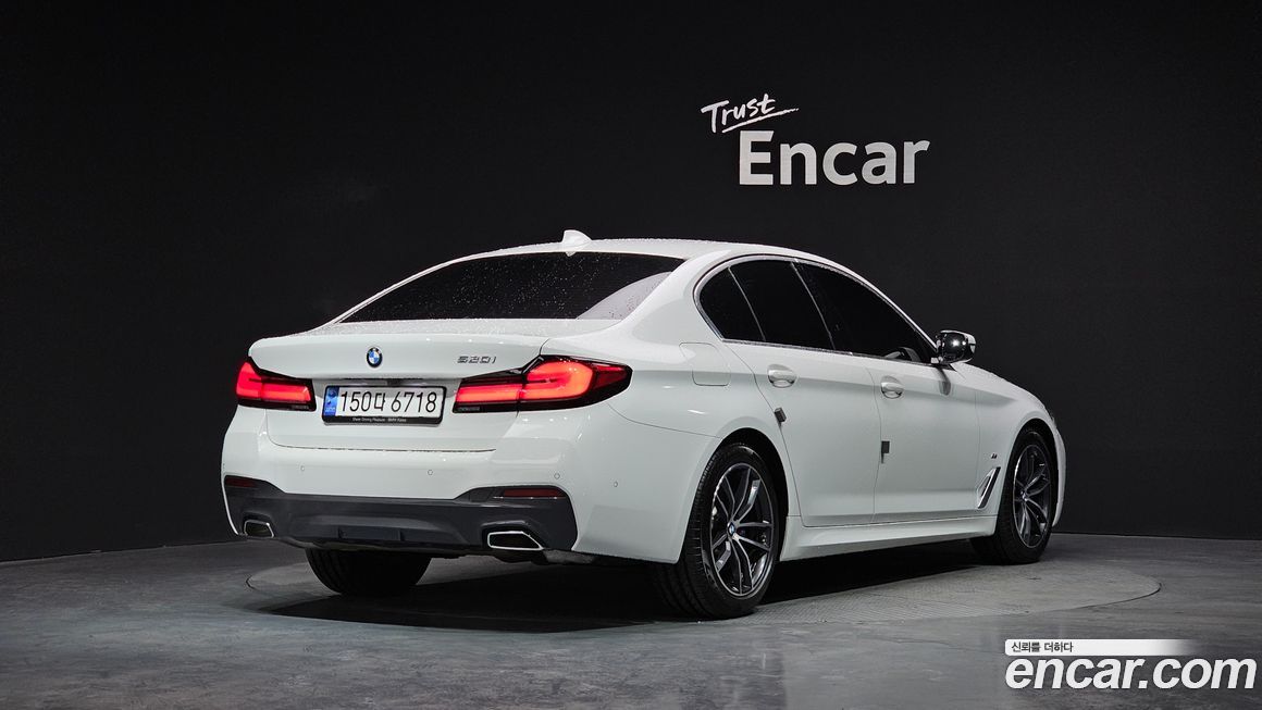 BMW 5-Series 520i M Sport, 2023