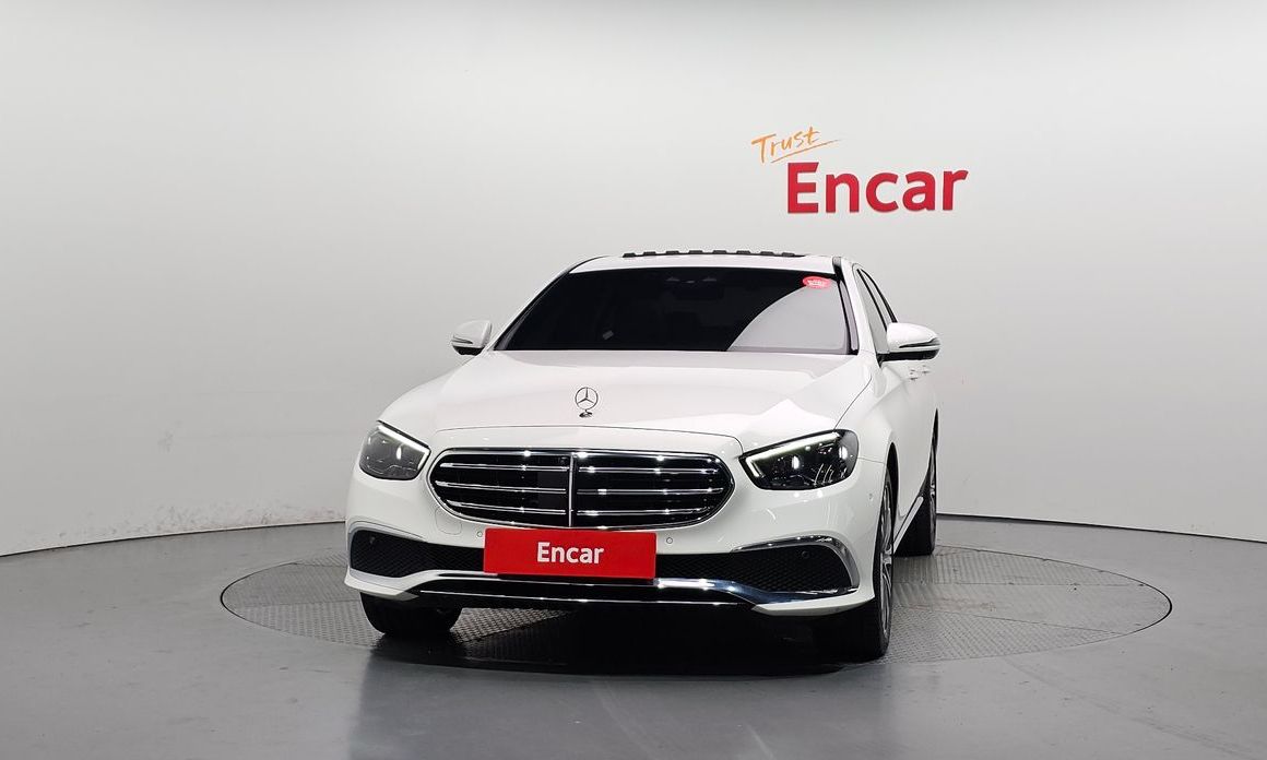Mercedes-Benz E-Class E350 4MATIC Exclusive, 2023