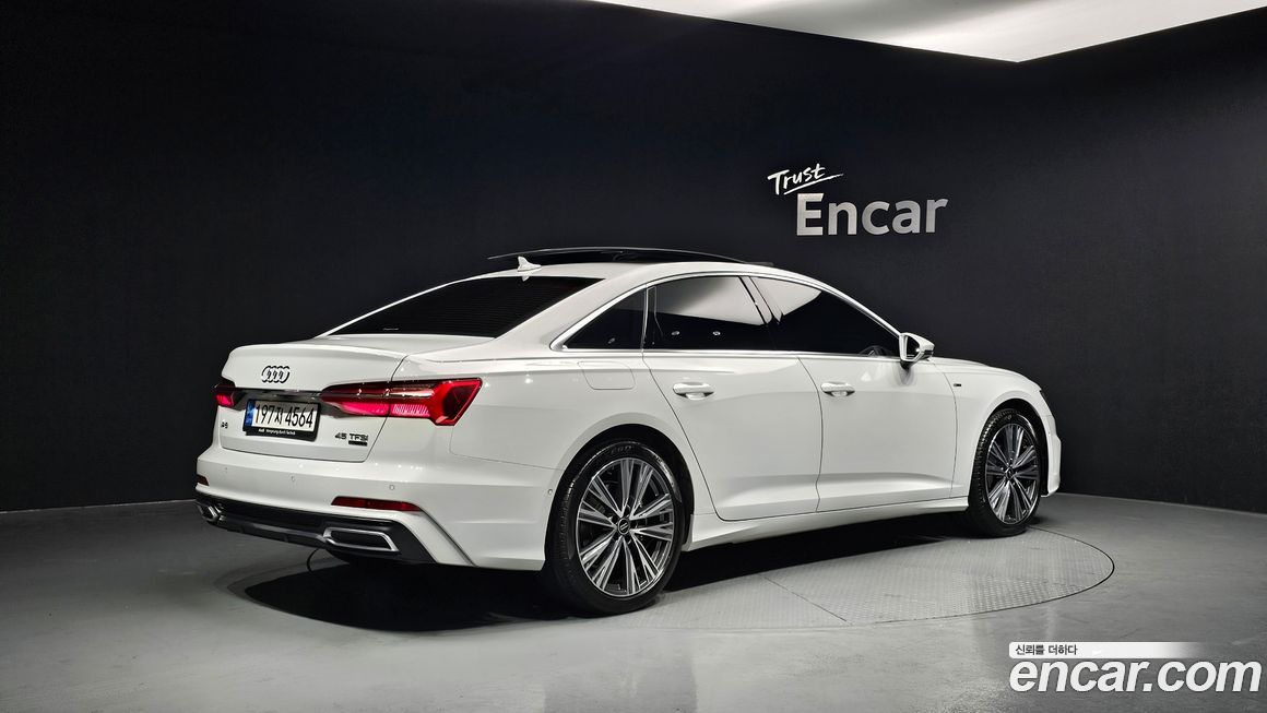 Audi A6 45 TFSI Quattro Premium, 2023