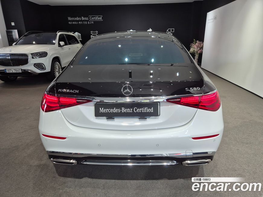 Mercedes-Benz S-Class Maybach S580 4MATIC, 2025