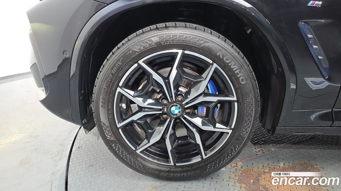 BMW X4 xDrive20i M Sport, 2022