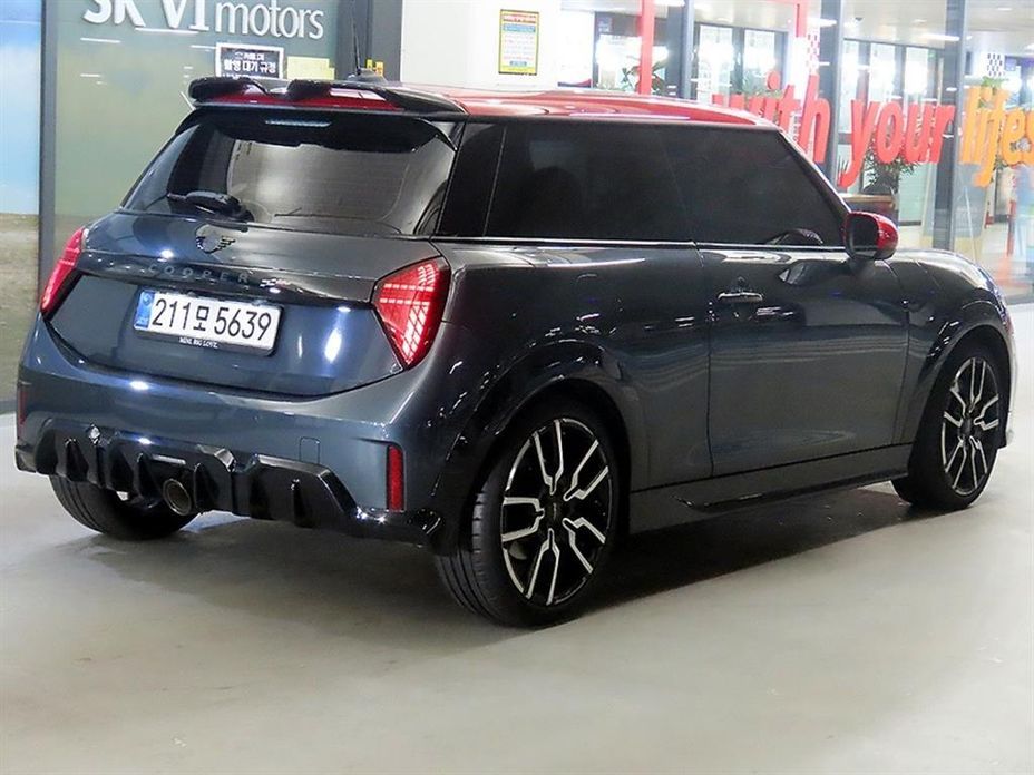 Mini Cooper JCW, 2025