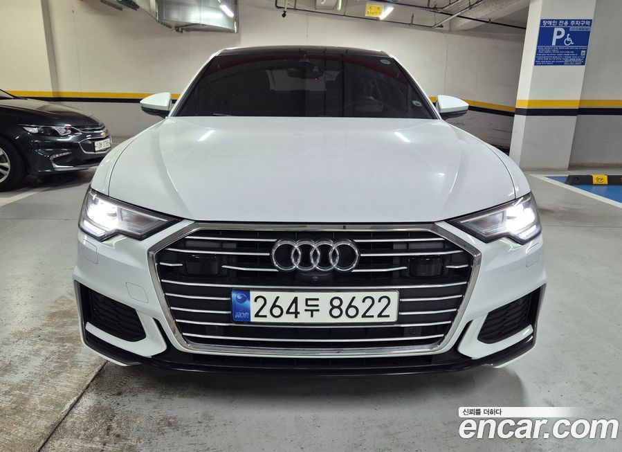 Audi A6 45 TFSI Premium, 2023