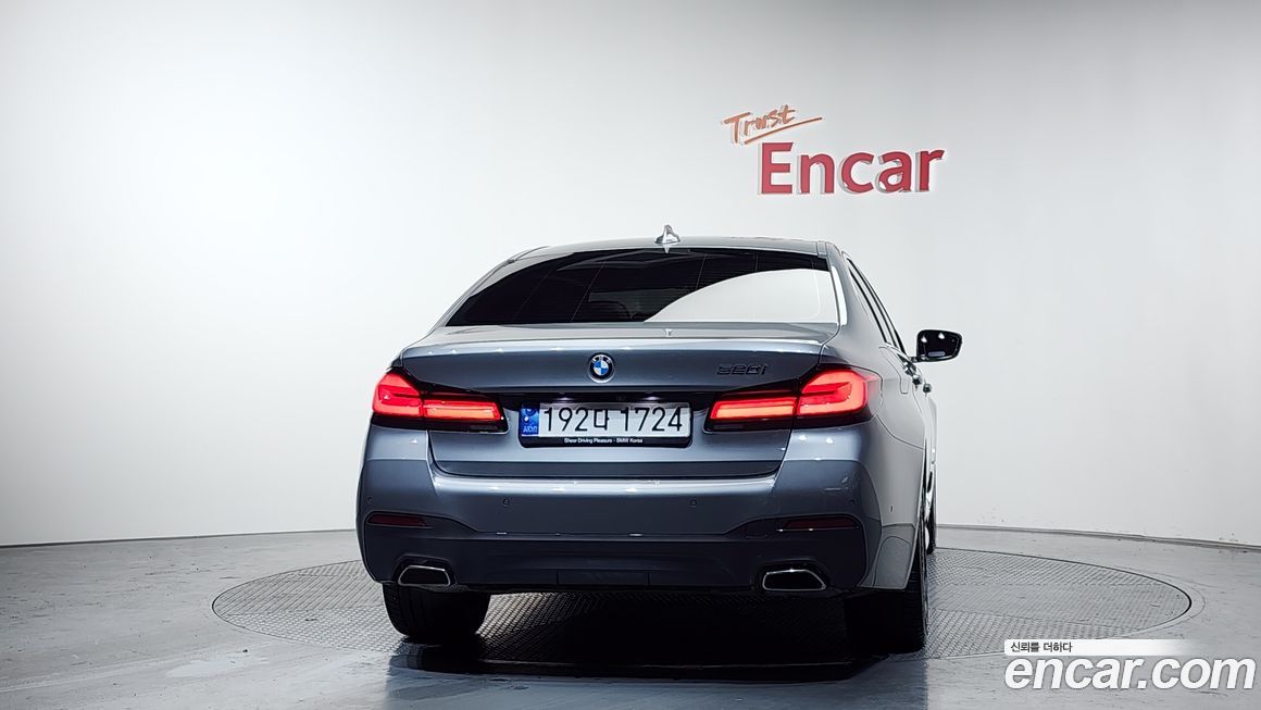 BMW 5-Series 520i M Sport, 2023