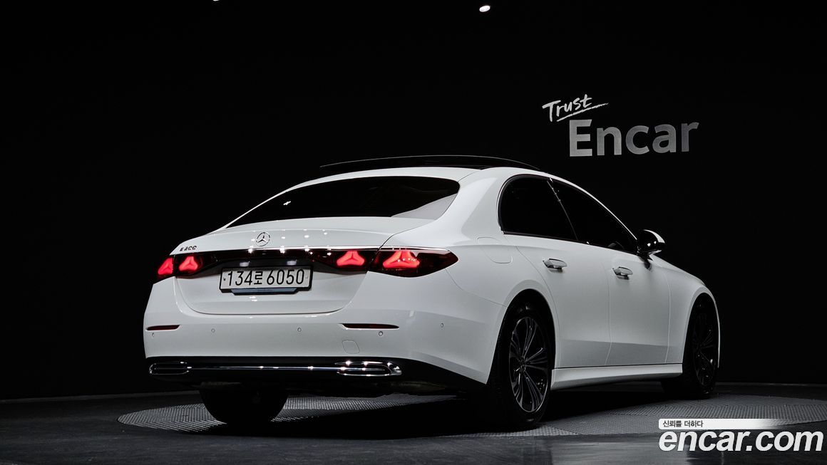 Mercedes-Benz E-Class E200 Avantgarde, 2025