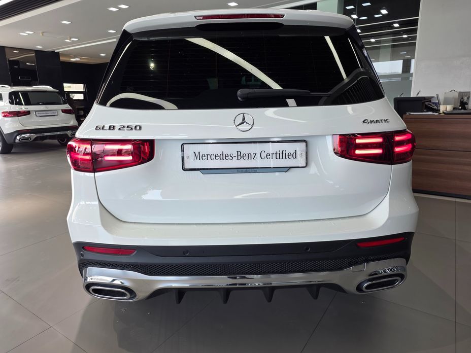 Mercedes-Benz GLB-Class GLB250 4MATIC, 2025