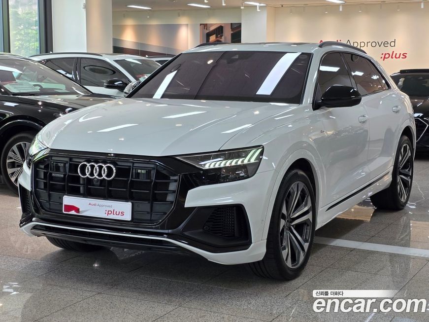 Audi Q8 55 TFSI Quattro Premium, 2023