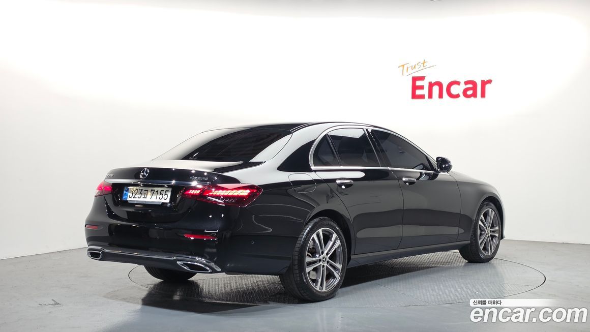 Mercedes-Benz E-Class E350 4MATIC Avantgarde, 2022