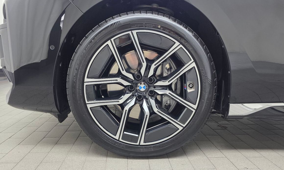 BMW 7-Series 740i xDrive M Sport Limited, 2025
