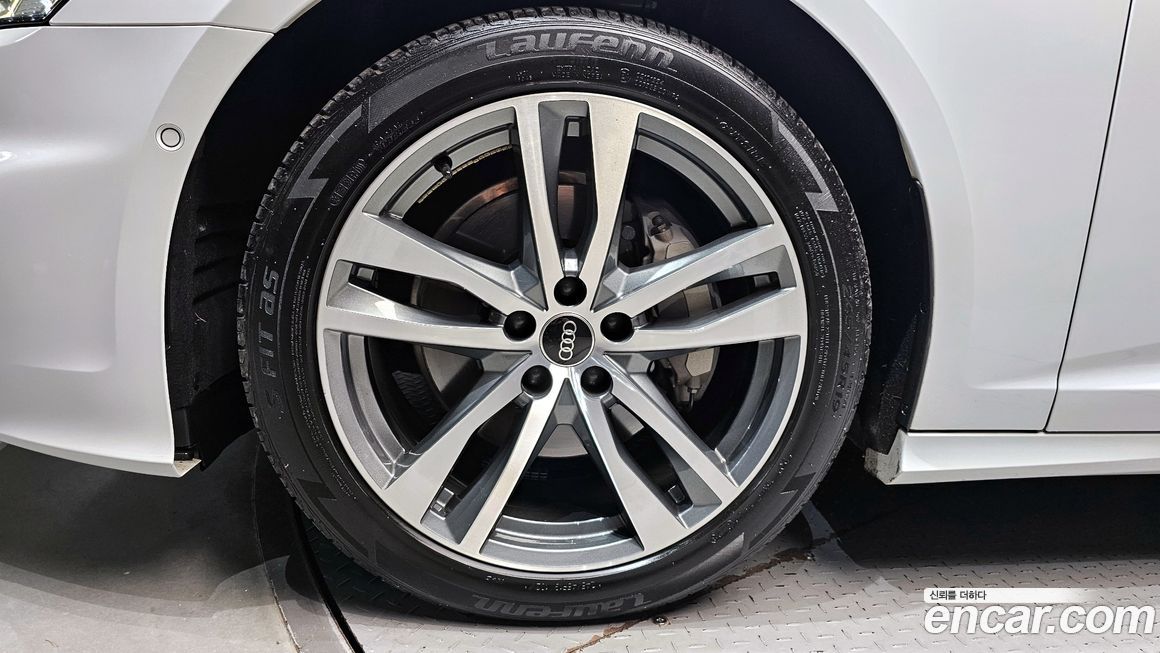 Audi A6 45 TFSI Premium, 2022
