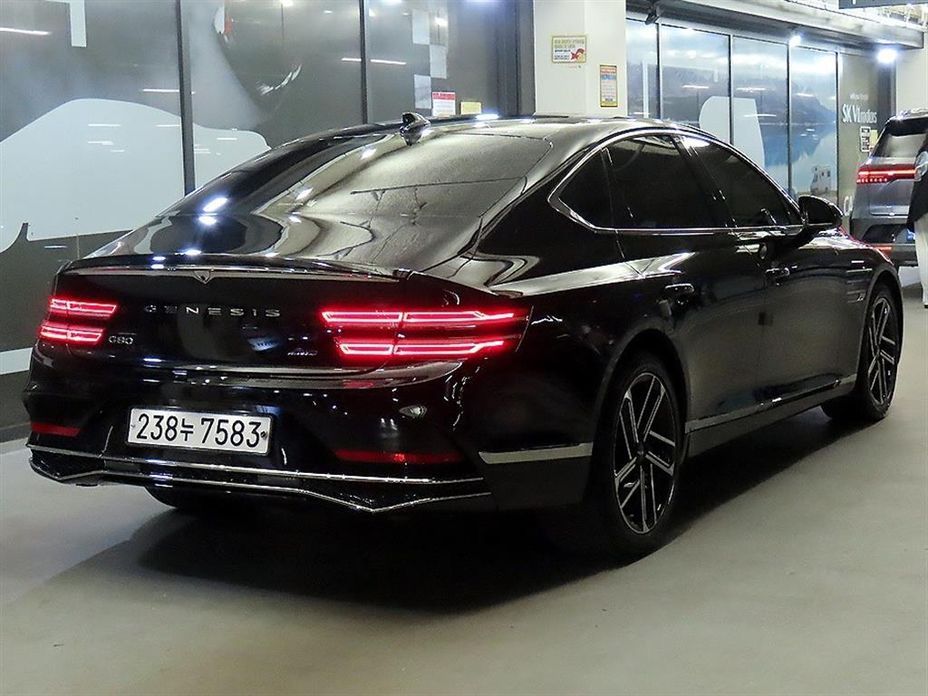 Genesis G80 Gasoline 2.5 Turbo AWD, 2025