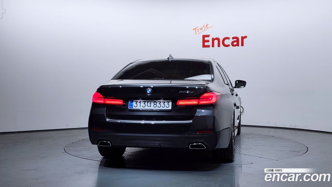 BMW 5-Series 523d M Sport, 2023