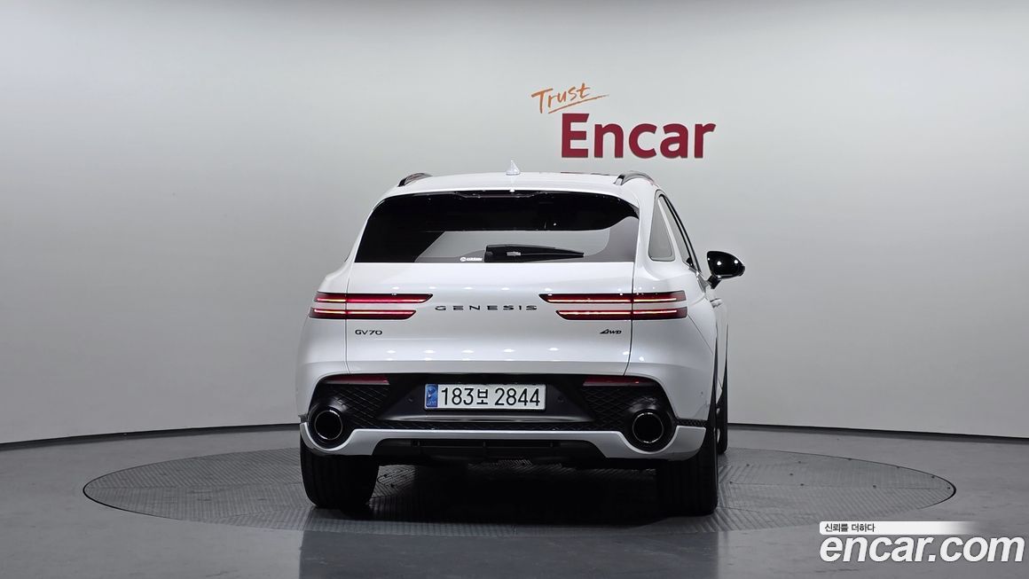 Genesis GV70 2.5T Gasoline AWD, 2024
