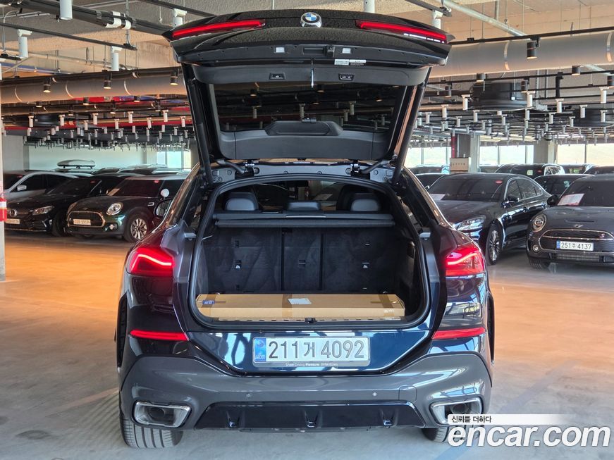 BMW X6 xDrive40i M Sport, 2025