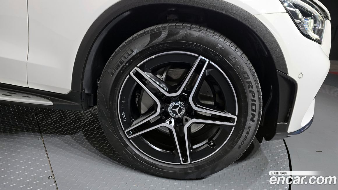 Mercedes-Benz GLC-Class GCL300 4MATIC Coupe, 2023