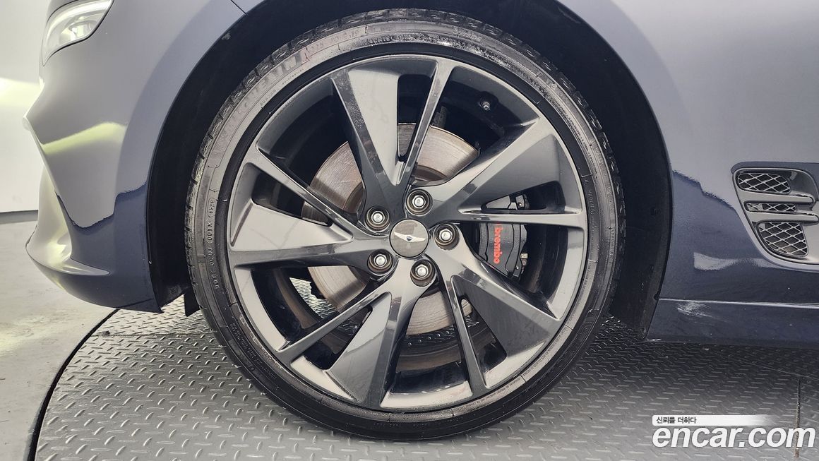 Genesis G70 Gasoline 2.0T 2WD, 2023