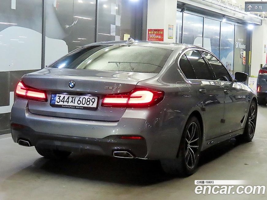 BMW 5-Series 520i M Sport, 2023