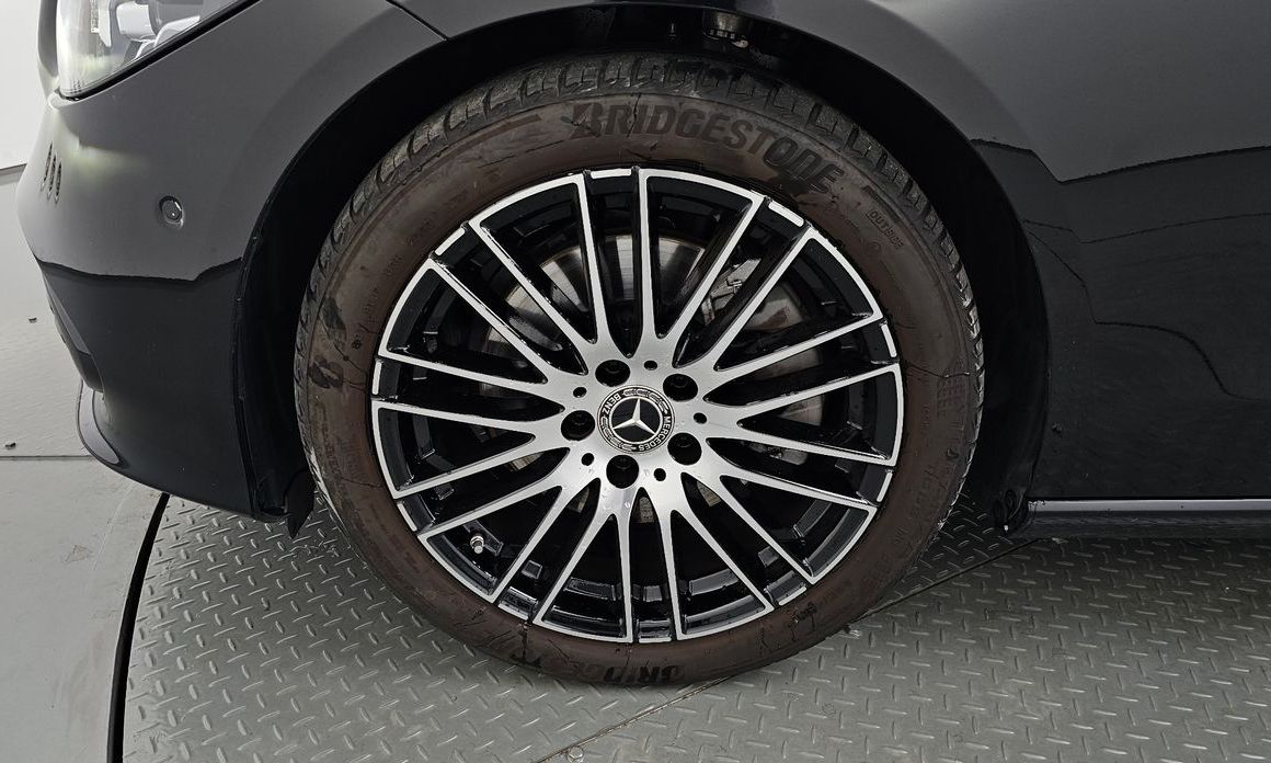 Mercedes-Benz C-Class C300 4MATIC Avantgarde, 2024