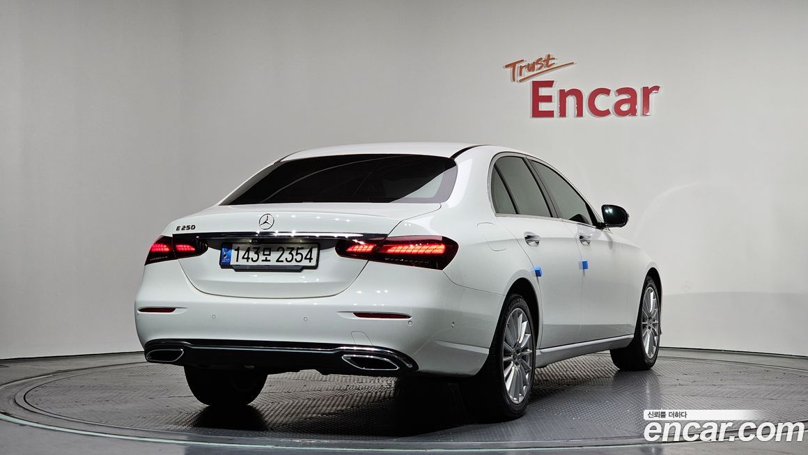 Mercedes-Benz E-Class E250 Exclusive, 2023