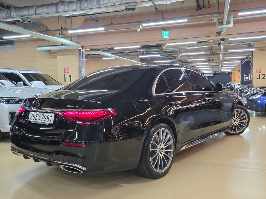 Mercedes-Benz S-Class S450 4MATIC, 2025