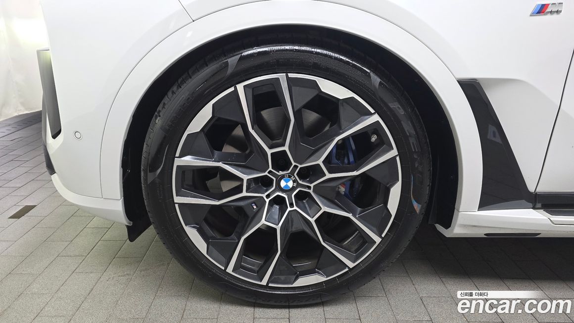 BMW X7 xDrive 40i M Sport 6STR, 2025