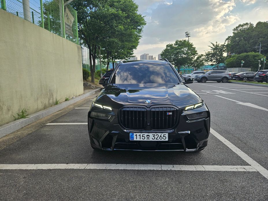 BMW X7 M60i xDrive M sport 6STR, 2024